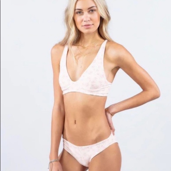 ☀️RIP CURL☀️ LA BONITA RESERVABLE CROP LA BONITA GOOD PANT BIKINI SET - Picture 6 of 16